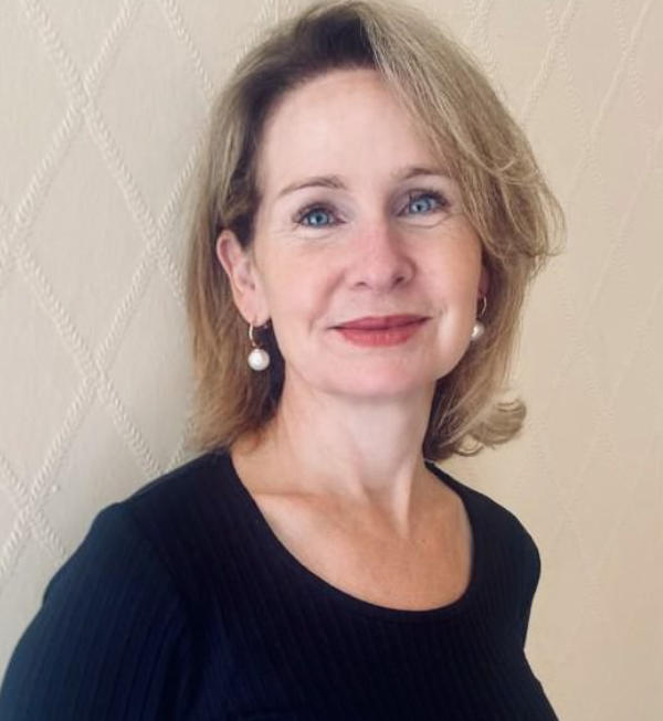 portrait of Dr Emma Hunnisett